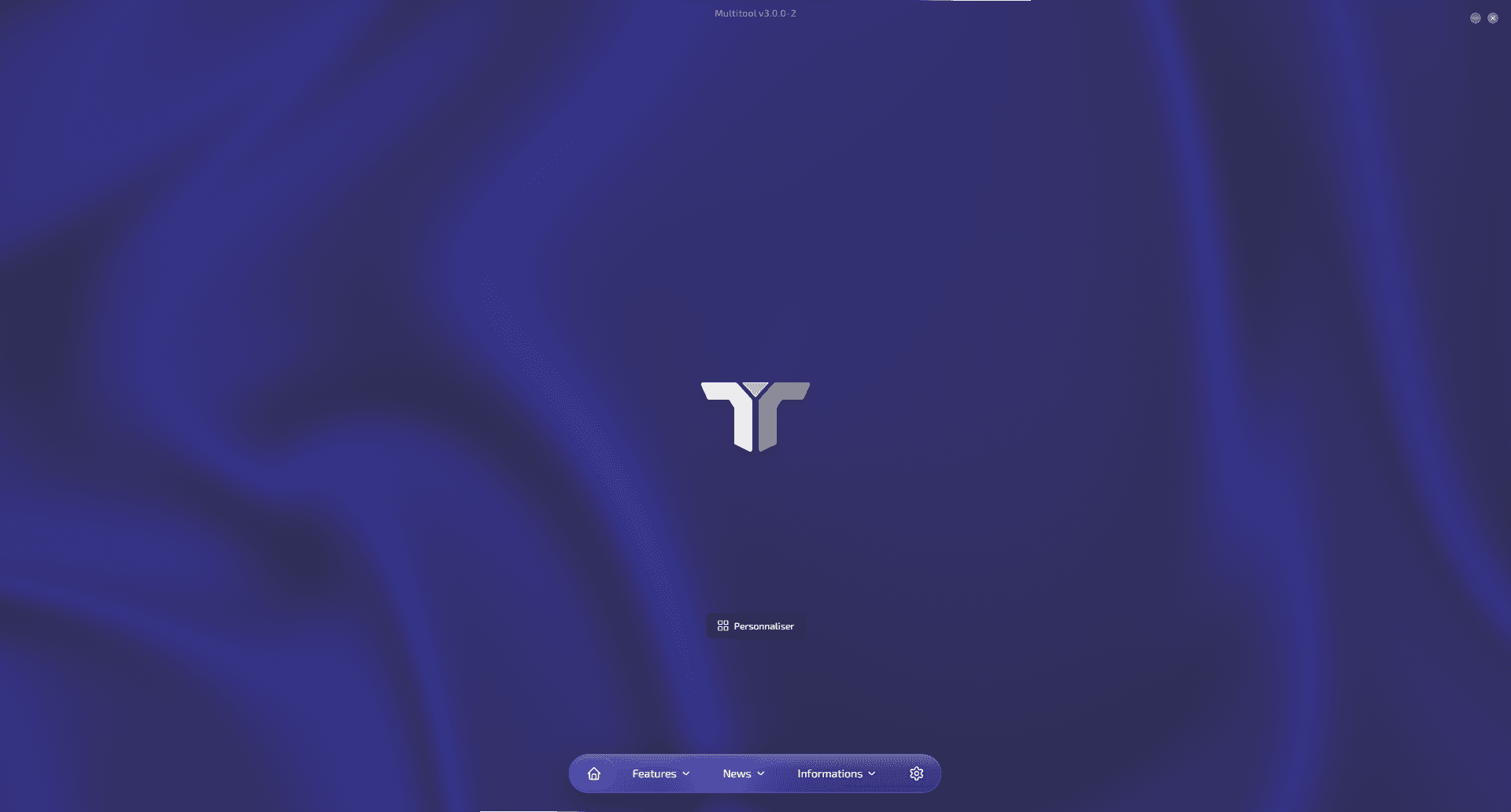 Capture d’écran de Multitool : interface sombre avec navigation dock et widgets dashboard
